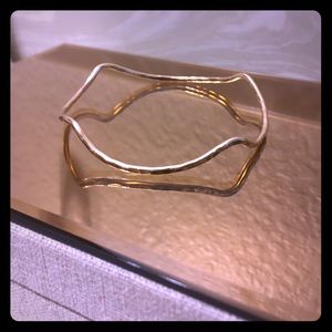 Hawaiian Wavy Gold Stamped Bangle